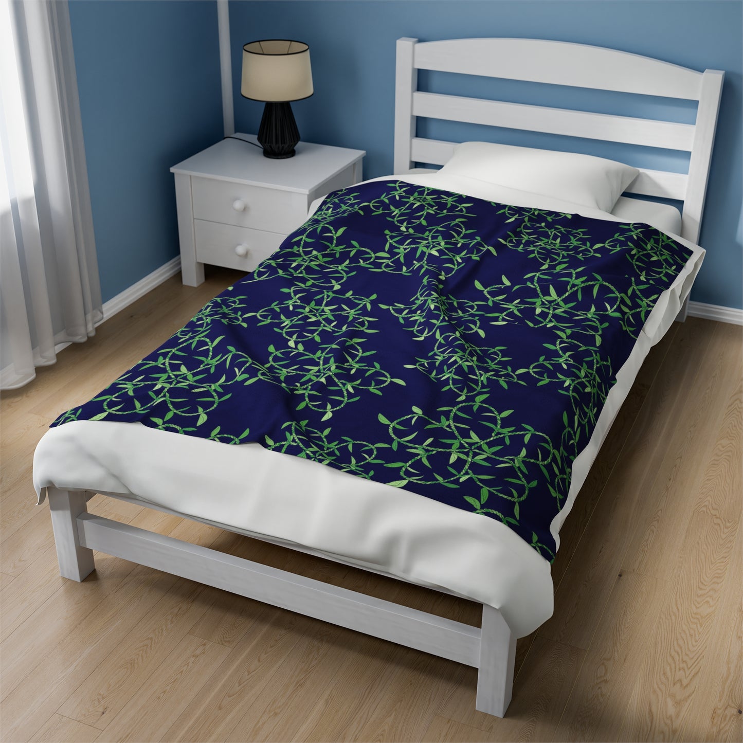 Ti Leaf Lei Flower Velveteen Plush Blanket