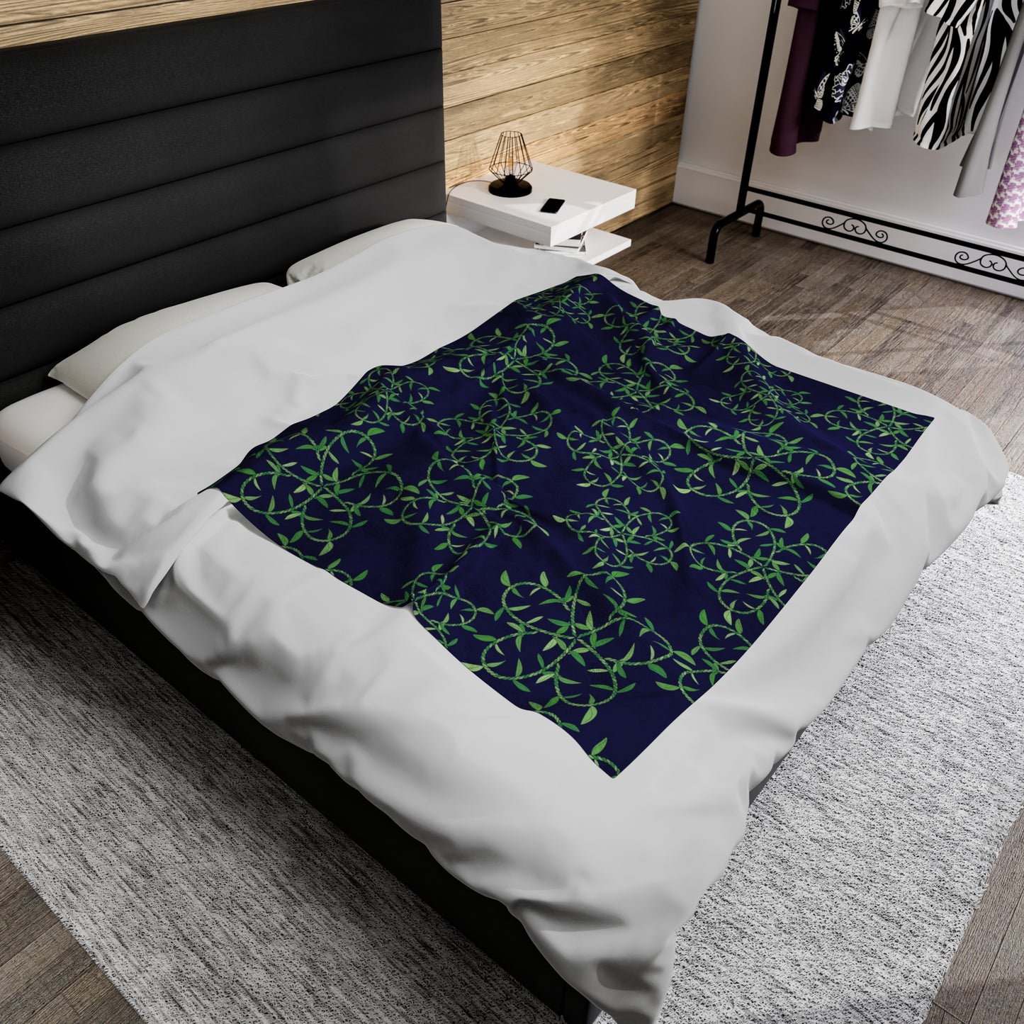 Ti Leaf Lei Flower Velveteen Plush Blanket