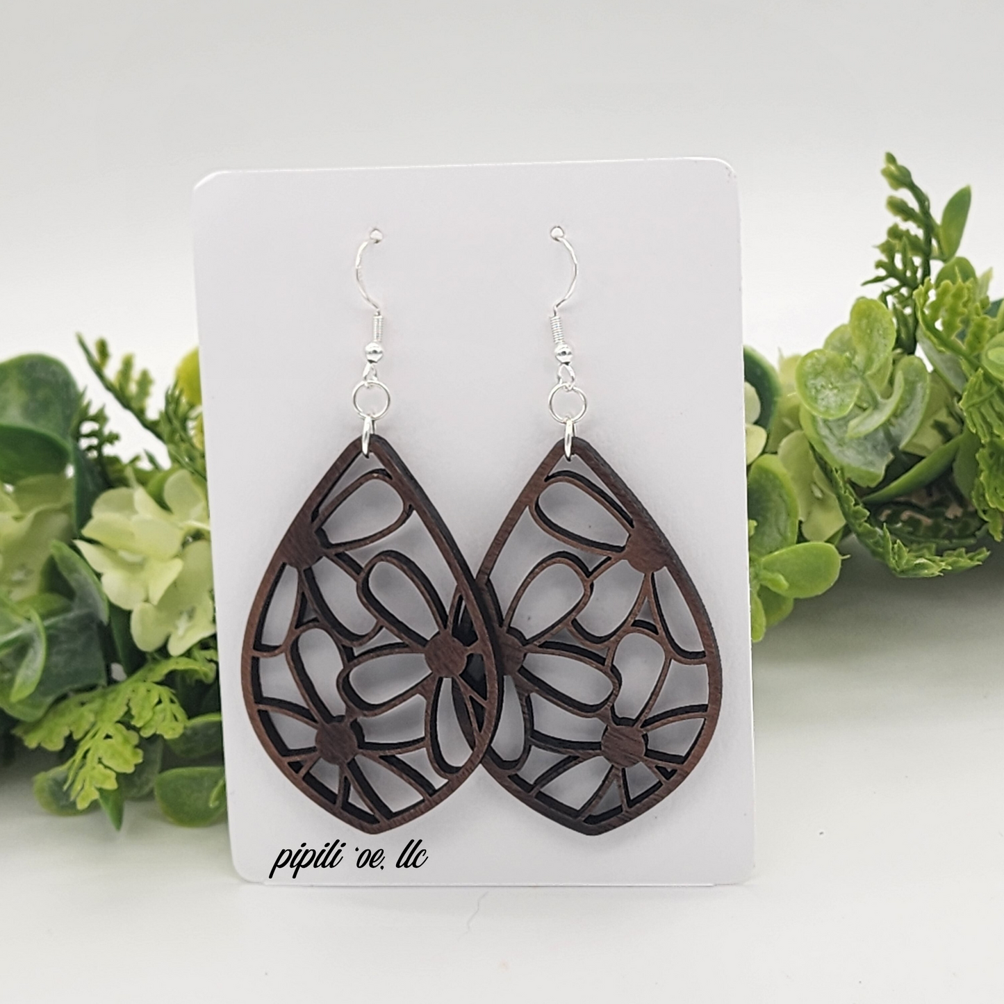 Kukui Flower Earrings